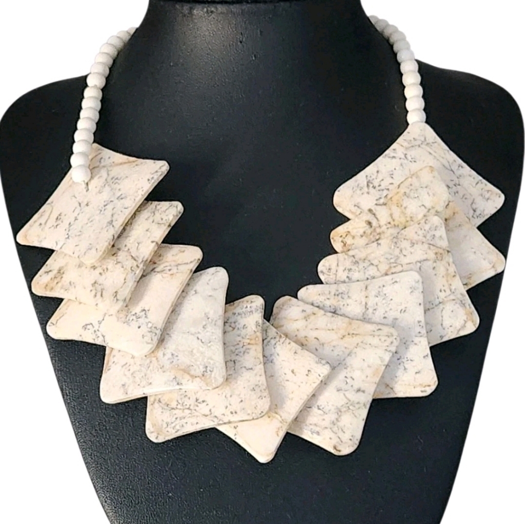 Vintage Signed Karla Jordan Cascading Flat Marbled Natural Stone Square Necklace